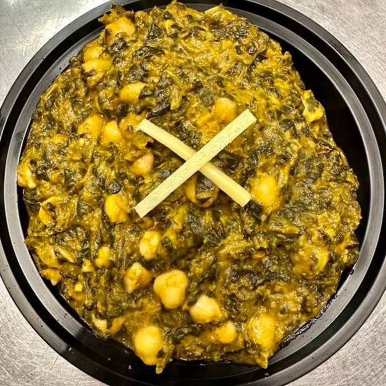 Savory Saag Delights: A Vegetarian Indian Favorite